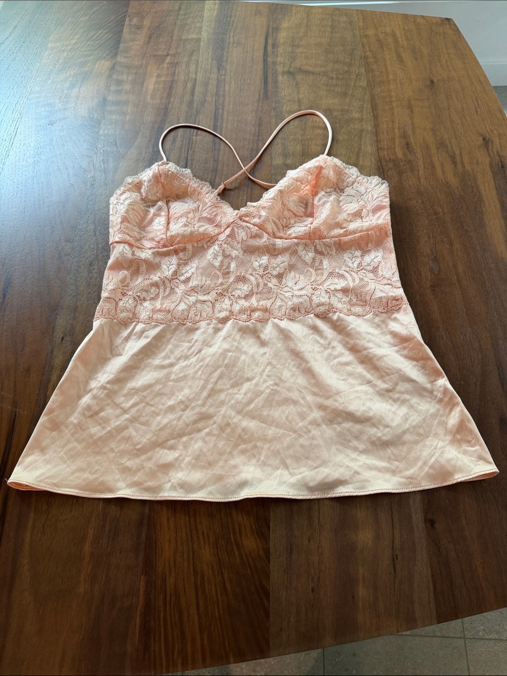 Banana Republic Y2K Vintage Satin Lace Cami - Peach New With Tag